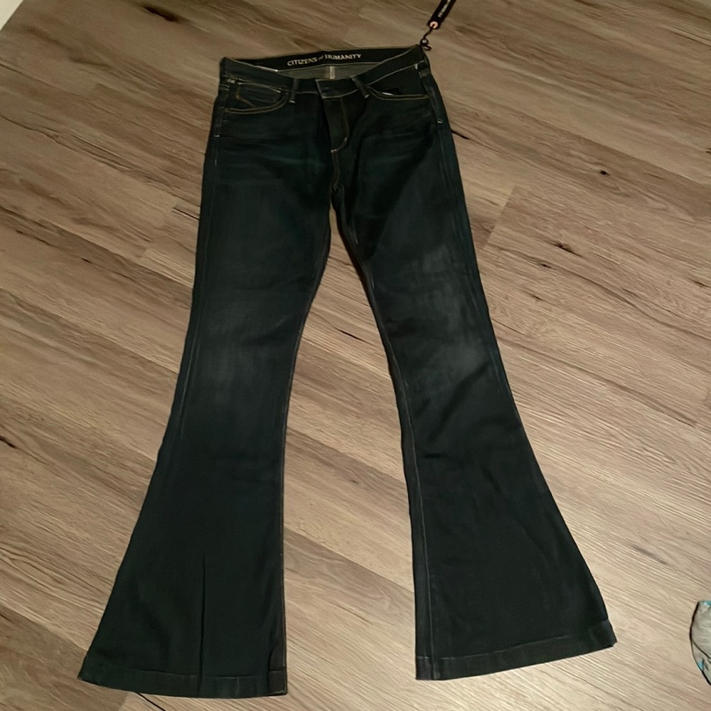 Citizens of Humanity NWT flare jeans size 28.